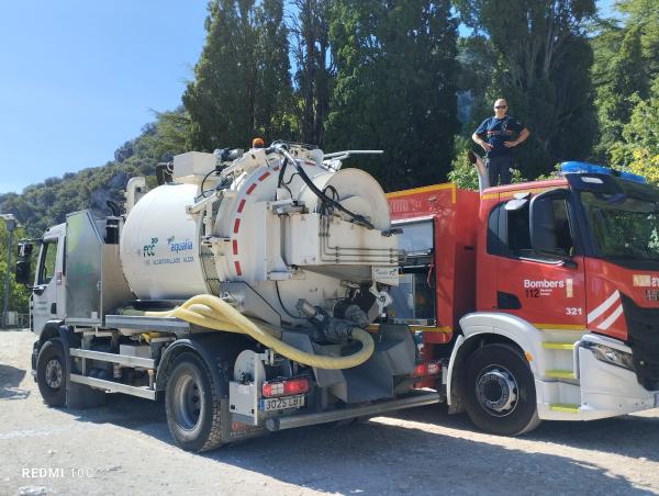 Aqualia colabora activamente en el incendio forestal de Ibi-Alcoi-Font Roja asegurando el reabastecimiento de agua para los bomberos